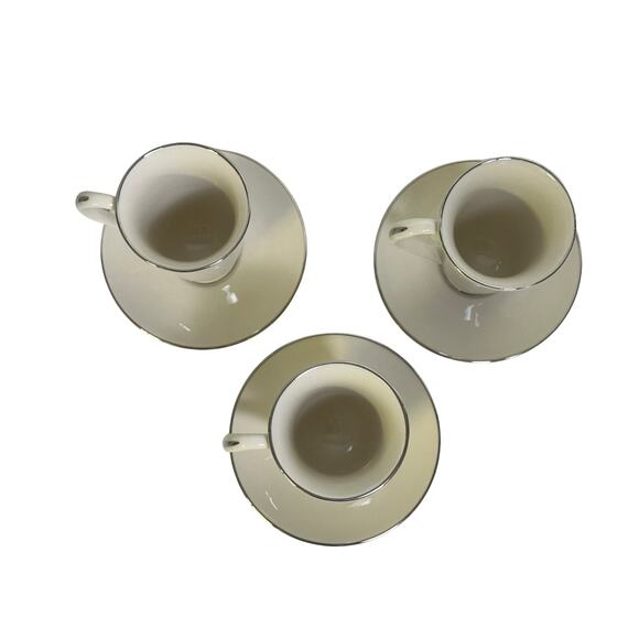 Royal Devon Triomphe Retired 'Christmas' Platinum Irish Coffee Mug/Saucer-Set 3 - Picture 4 of 5